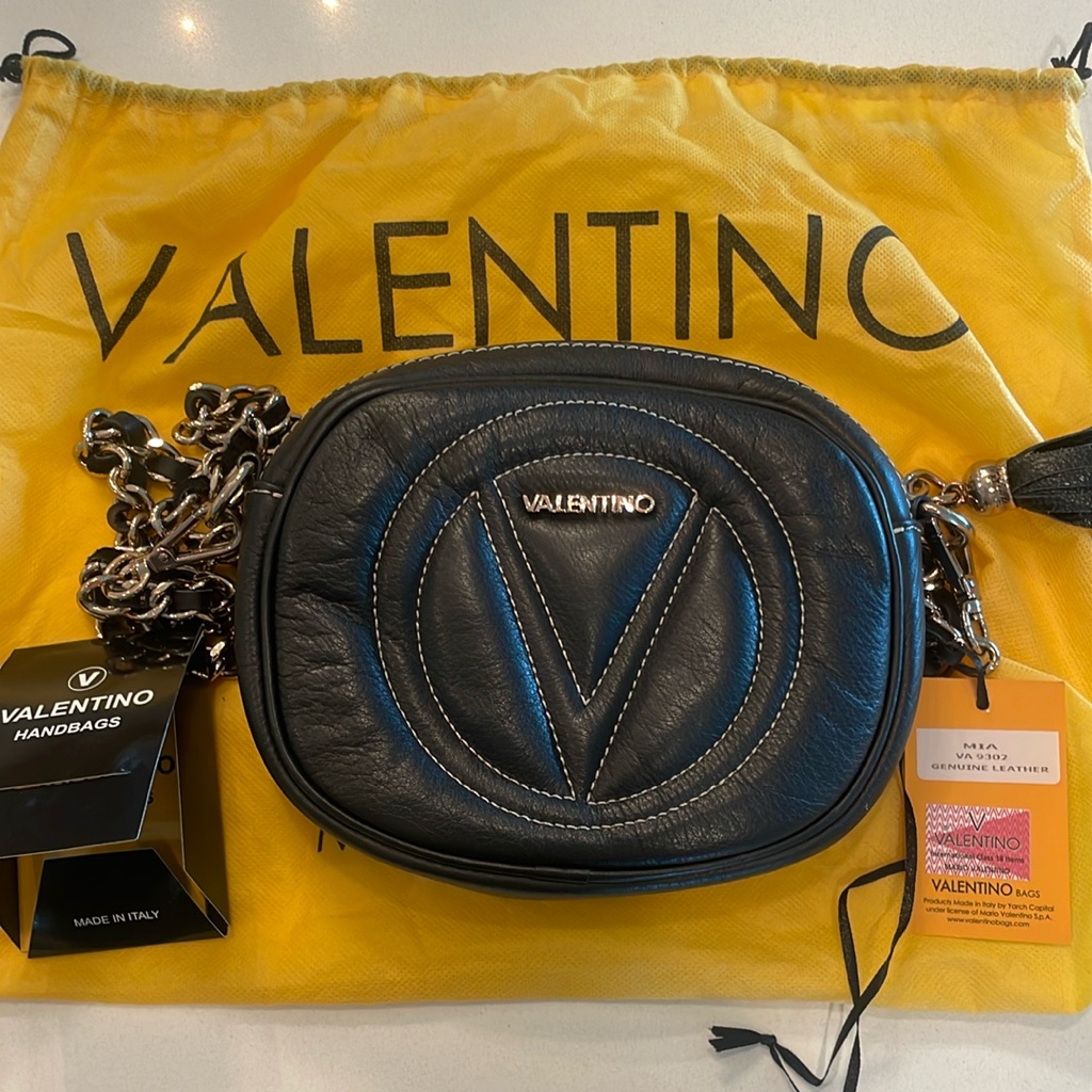Mia Valentino Bag By Mario Valentino